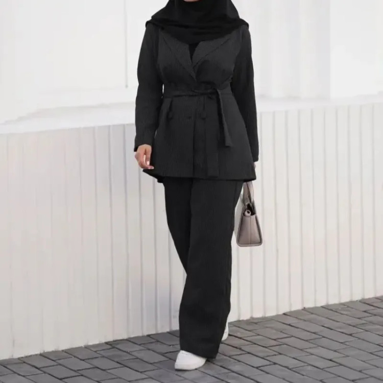 کت شلوار زنانه مدل بیتا جنس پرشیا دیپلمات رنگ مشکی طوسی سورمه ای