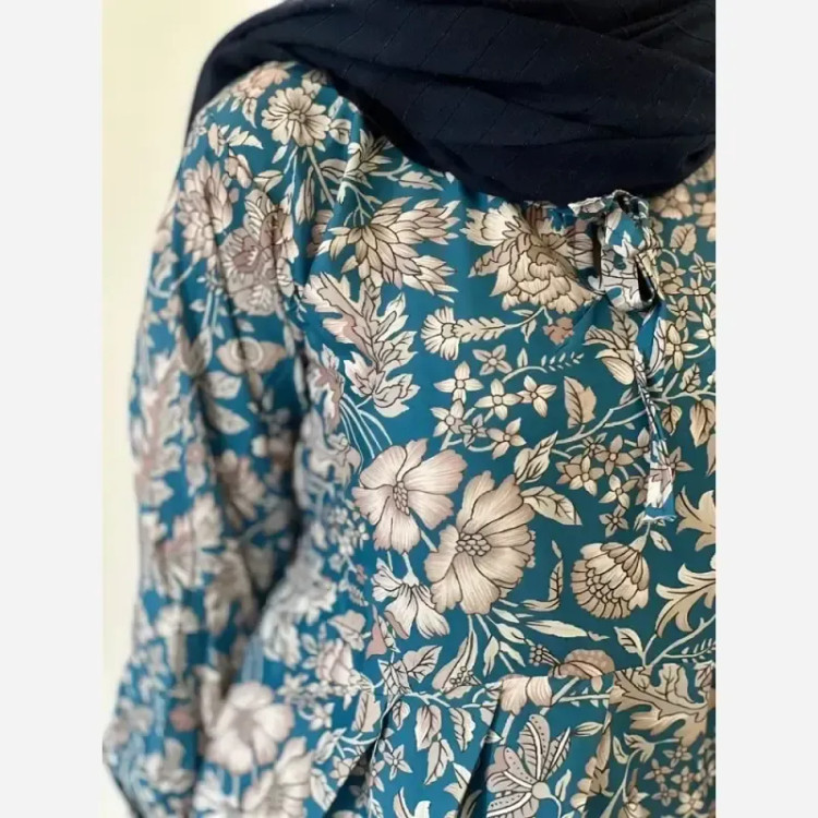 ساحلی گلدار خنک و تابستانه جنس فلور بوگاتی فری سایز