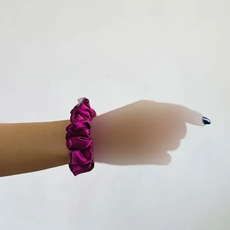 کش موی زنانه اسکرانچی ساتن