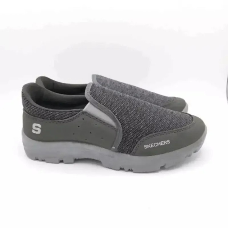 کفش کتانی اسکیچرز زیره پیو تزریق قابل شستشو سبک و مناسب پیادهروی طولانی مدت