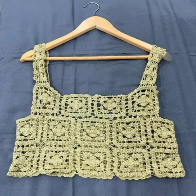 تاپ قلاب بافی فری سایز زنانه کد 1047 مناسب تا سایز 42 تن خور شیک