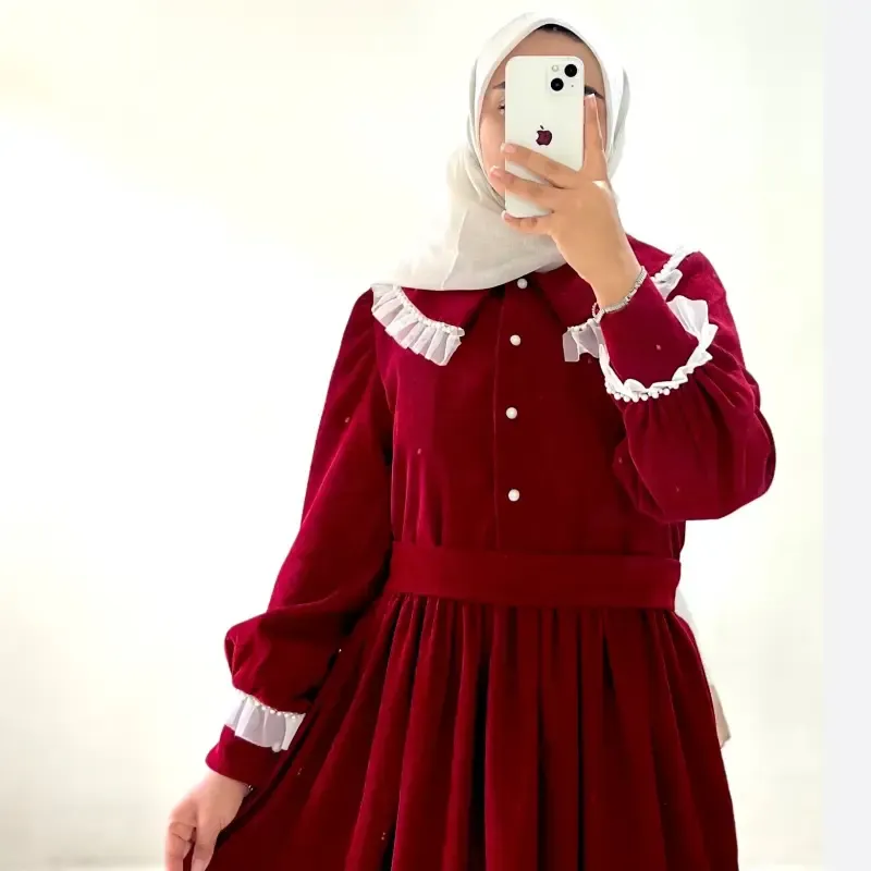 پیراهن مخمل کبریتی قرمز سایز 40 قد 138 مناسب مهمانی و عید با خرج کار تور و مروارید دکمهخور