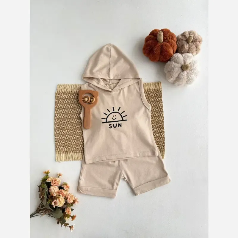 ست تاپ و شورت کلاهدار نوزادی پسرانه جنس پنبه لطیف سایز 6 ماه تا 3 سال