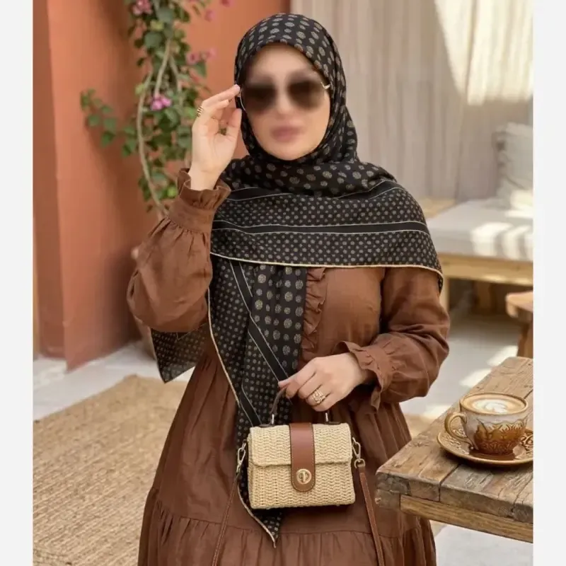 روسری نخ کاستوم طرح خال خال اکلیلی قواره بزرگ 140 سانتیمتر