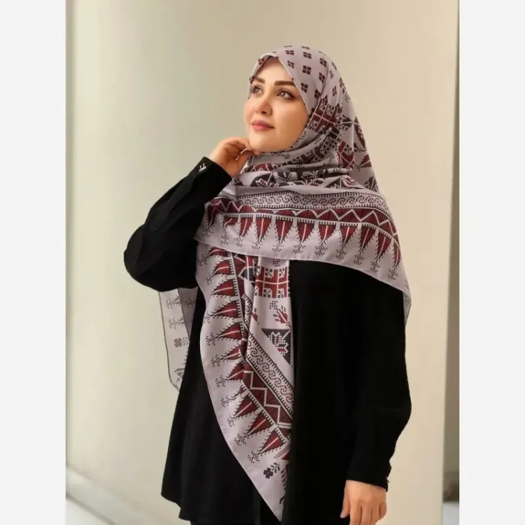 روسری نخ کاستوم طرح سما سایز 140