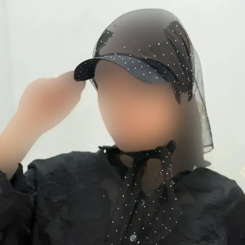 اسکارف نقاب دار توری نگین دار رنگ مشکی