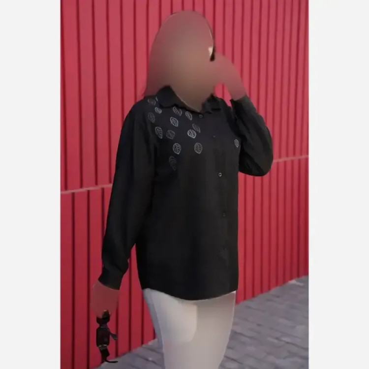 شومیز محرمی گلدوزی مشکی مدل تندیس جنس صوفیا فری سایز