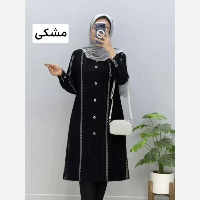 مانتو بلند زنانه شیوا جنس کرپ ژاکارد رنگ مشکی سایز بزرگ
