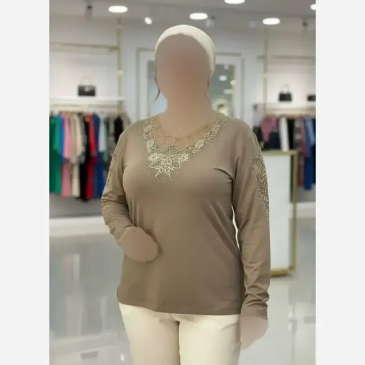 شومیز گیپوردار مجلسی مدل مهگل پارچه ویسکوز تیپ لاکرا فری سایز
