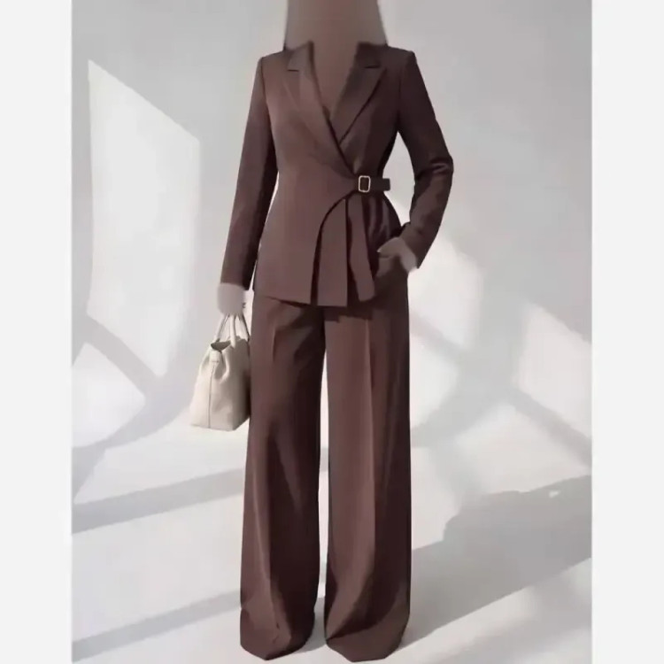 کت شلوار سگک دار پینترستی کرپ مازراتی