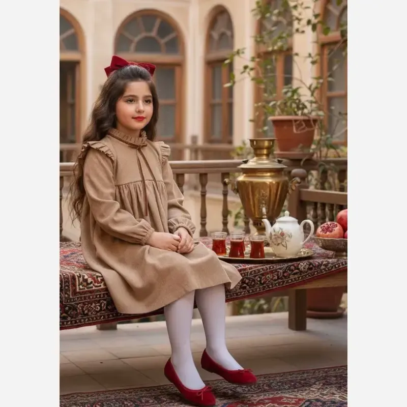 پیراهن مخمل کبریتی دخترانه رنگ کرم مناسب 3 تا 10 سال