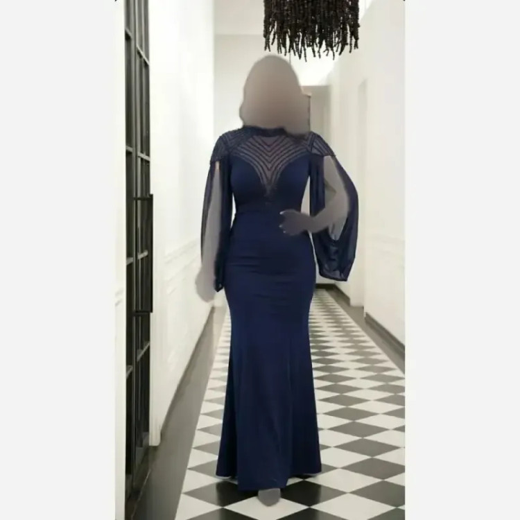 ماکسی مجلسی زنانه پارچه مازراتی دیزاین شده با سنگ کریستال کاپدار رنگ مشکی و سورمهای