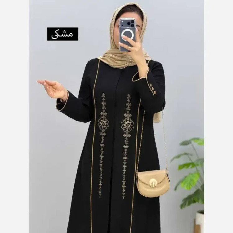 مانتو مزونی دلبر یقه هفت ایستاده جنس شانتون صوفیا جودن سایز بزرگ سایز 1 تا 4 رنگ مشکی و آبی