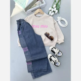 ست بلوز و شلوار لی دخترانه بچگانه طرح Miu Miu پاییزه دورس لاکرا سایز 45 تا 70