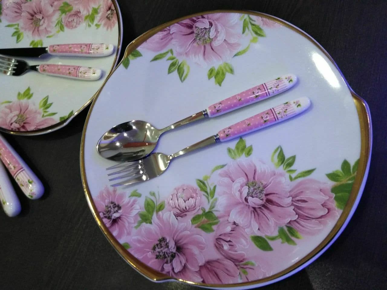 سرویس چینی تقدیس نگارستان