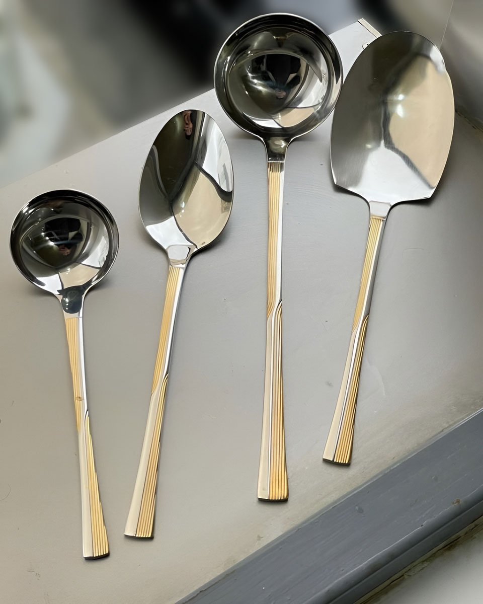 قاشق و چنگال راه راه