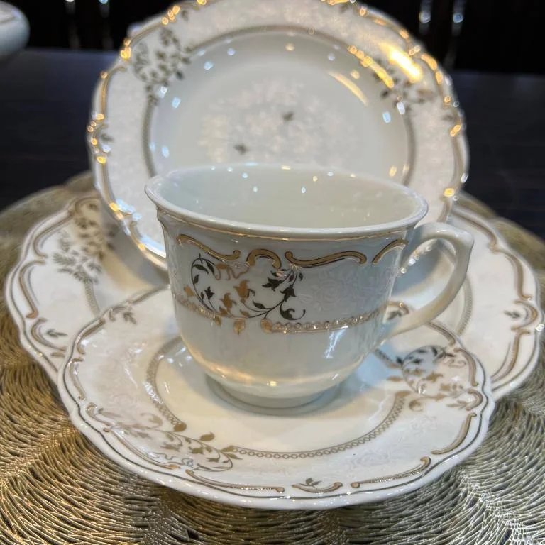 سرویس پائولا نیوبن چاینا