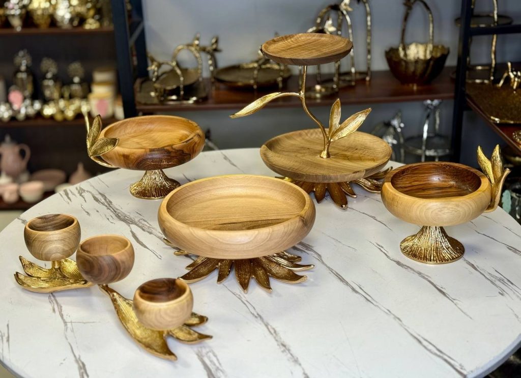 سرویس ۵ تکه گلبرگ چوب گردو