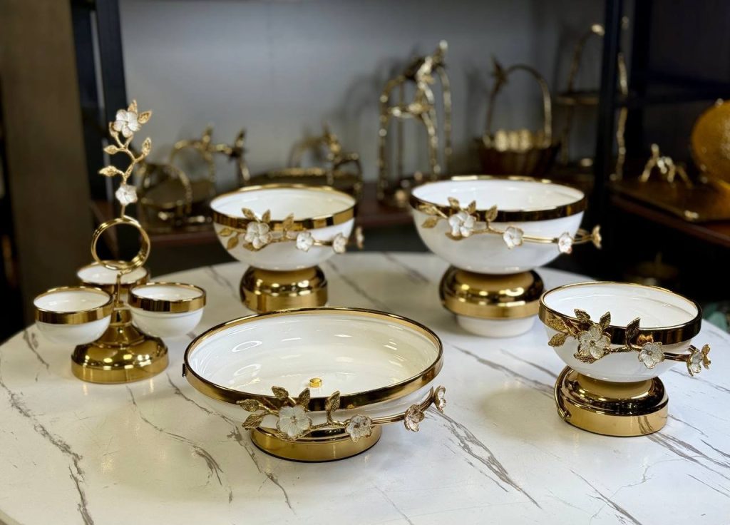 سرویس پذیرایی گل شکوفه سرویس پذیرایی گل شکوفه