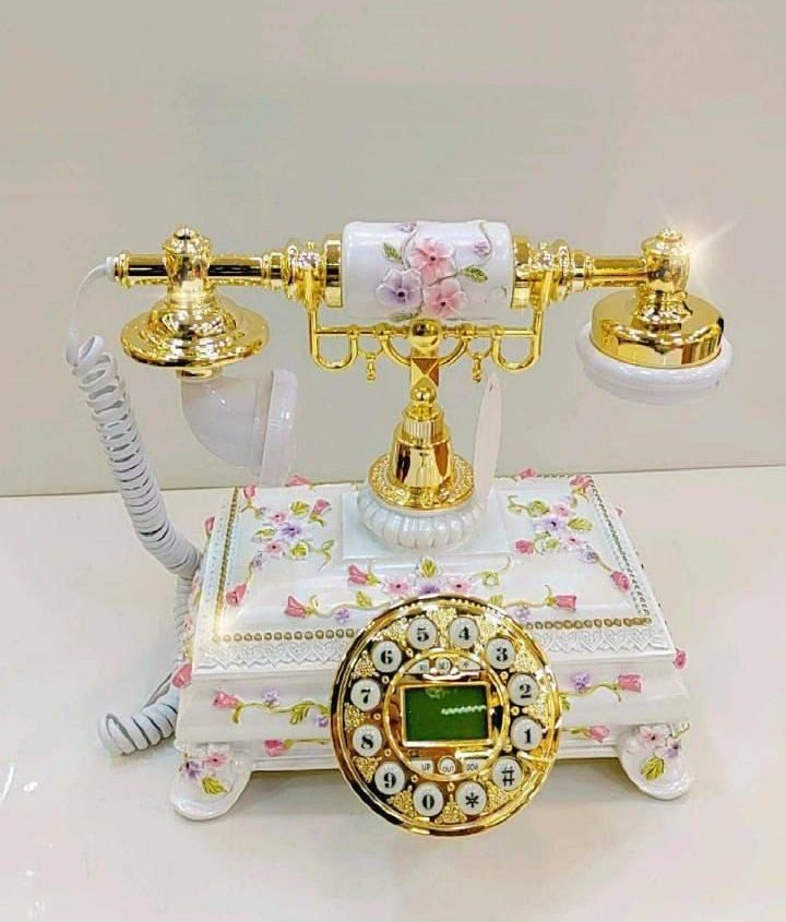 تلفن رومیزی سلطنتی شیک